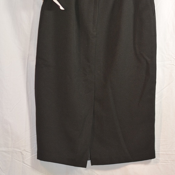 Little Black Aline Skirt SZ 8 NWT - Picture 3 of 3
